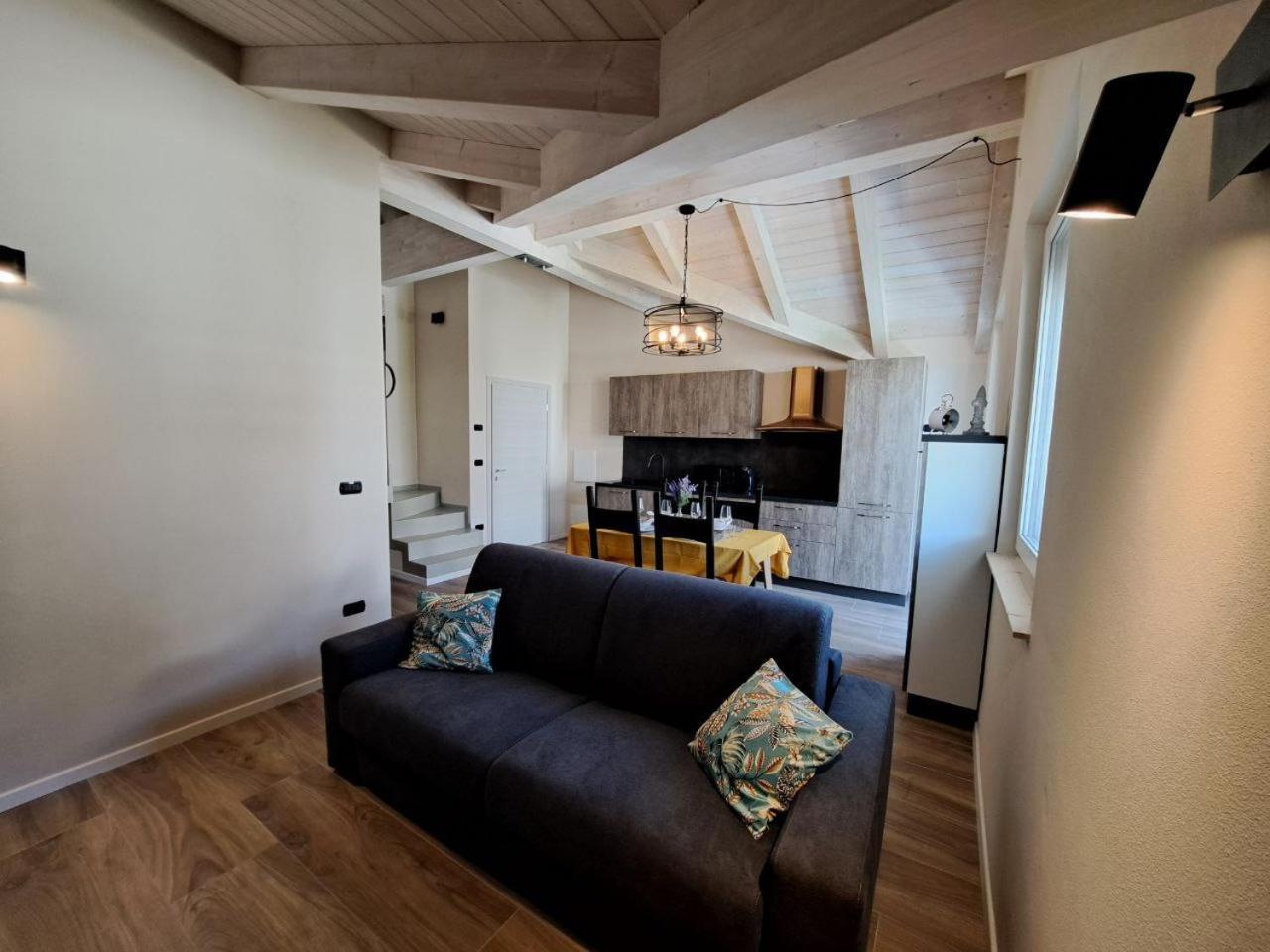 Tassullo La Via Dei Castelli Apartments מראה חיצוני תמונה