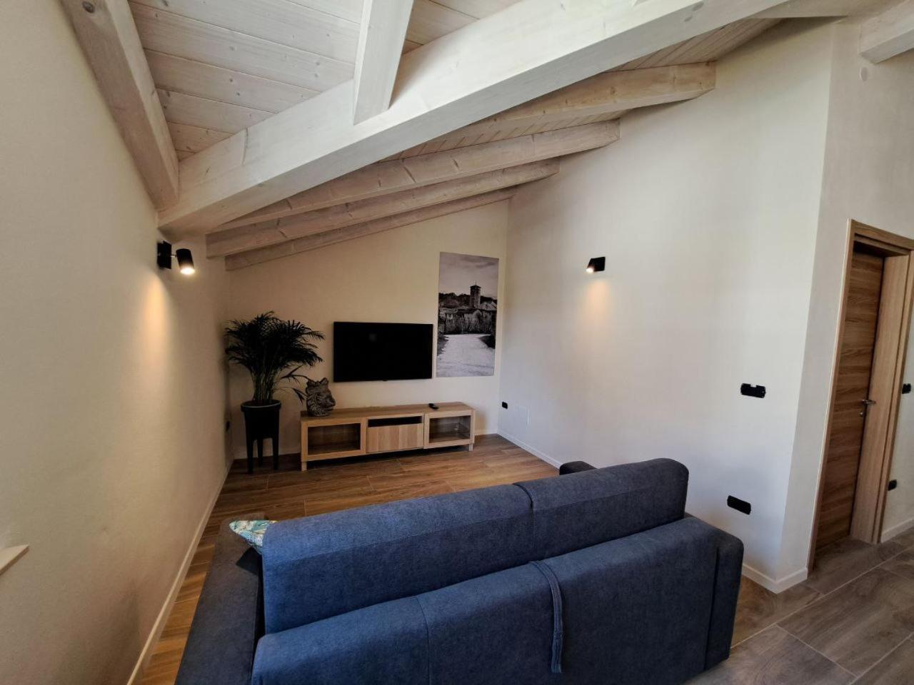 Tassullo La Via Dei Castelli Apartments מראה חיצוני תמונה