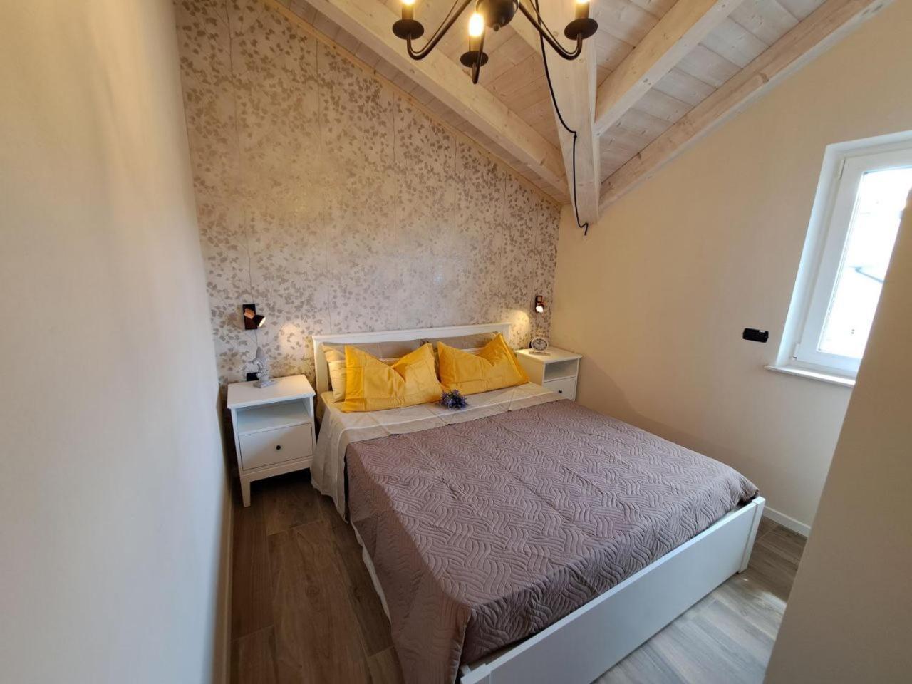 Tassullo La Via Dei Castelli Apartments מראה חיצוני תמונה